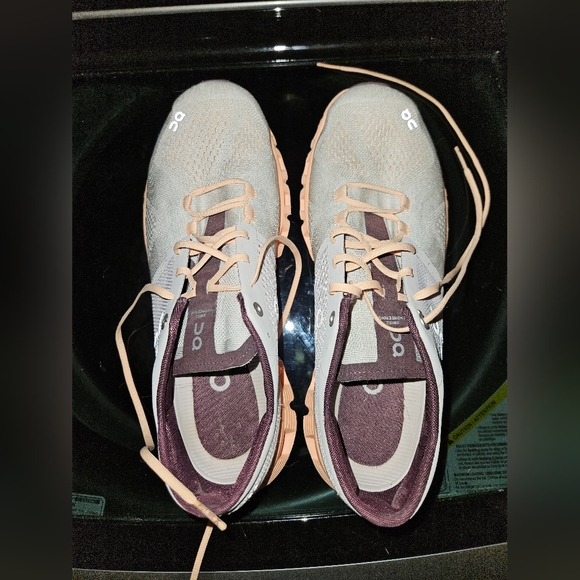 ON Running shoes - Picture 3 of 6